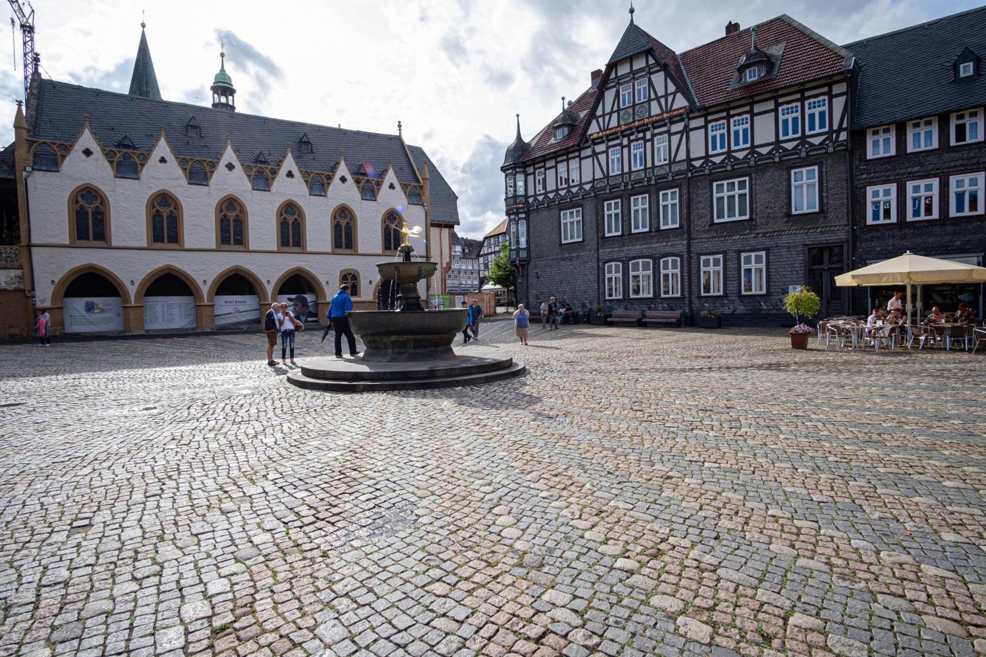 Altstadt Apartment กอสลาร์ ภายนอก รูปภาพ